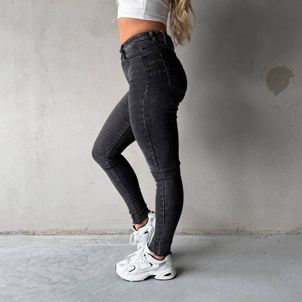 Sascha Skinny Jeans Zwart