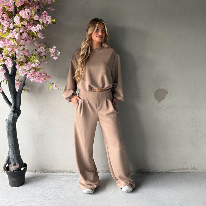 Elena Set Zand