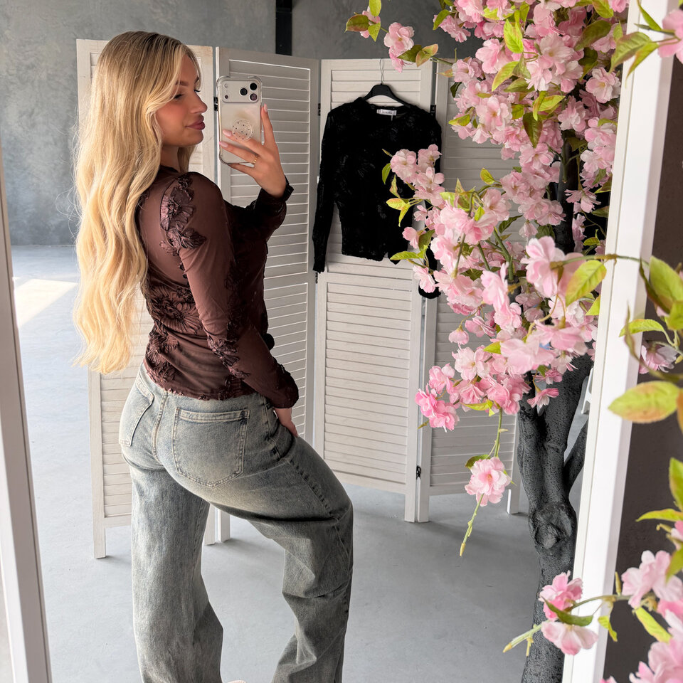 Daisy Top Bruin