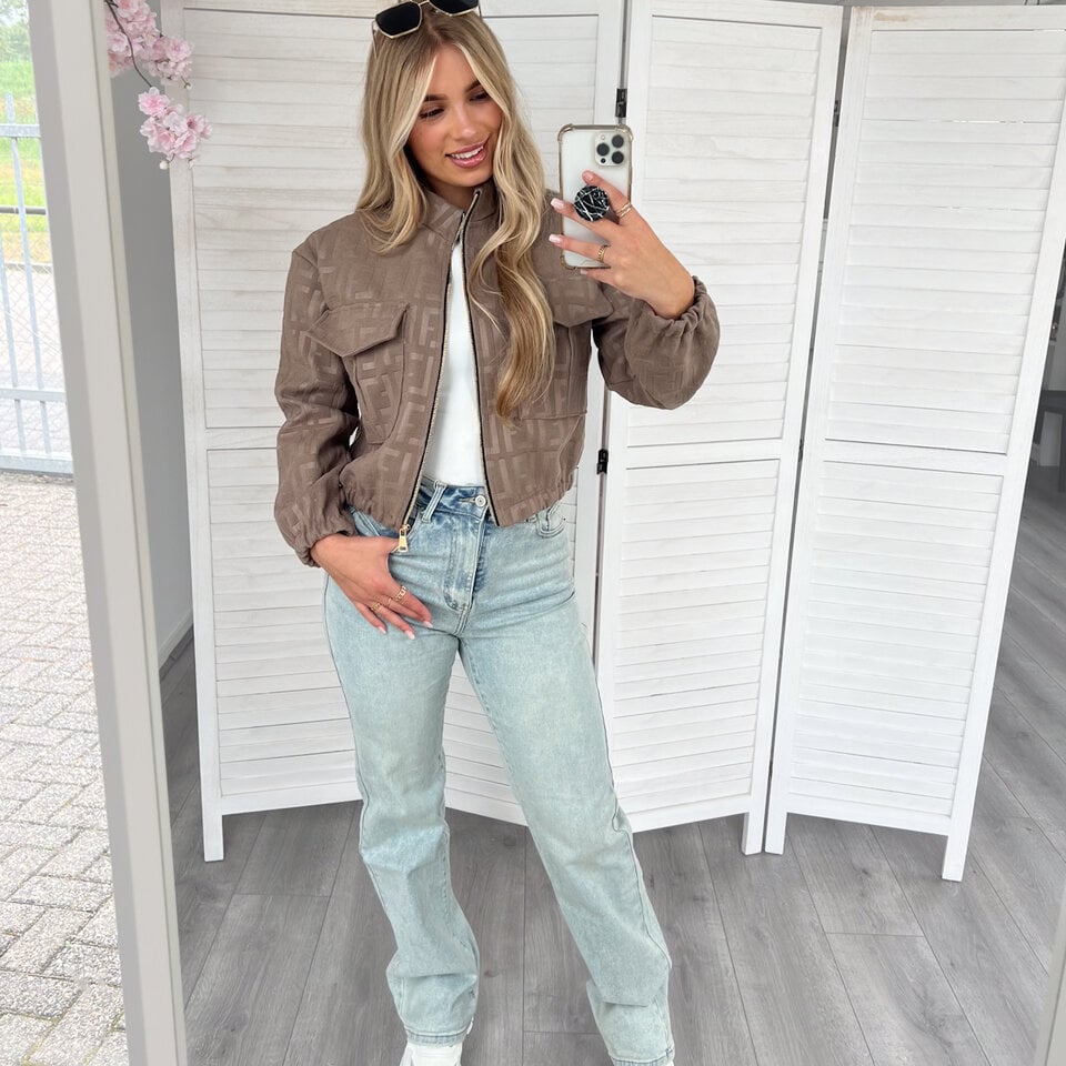 Femke Jasje Taupe
