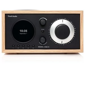 Tivoli Audio Model One+ AM/FM / AUX IN / DAB/DAB+ - Licht Eiken Tivoli Audio Model One+ AM/FM / AUX IN / DAB/DAB+ - Licht Eiken