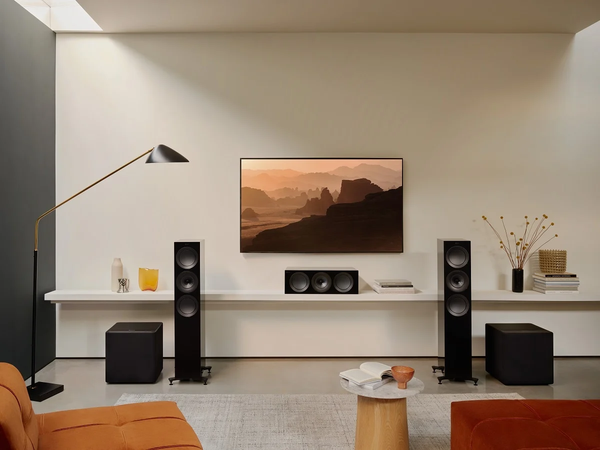 subwoofer-in-home-cinema-setup