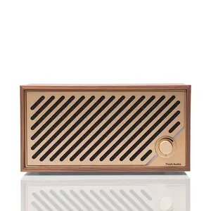 Tivoli Audio Model Two Digital Bluetooth-luidspreker - Walnoot Tivoli Audio Model Two Digital Bluetooth-luidspreker - Walnoot
