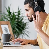 Wat is een noise cancelling koptelefoon?