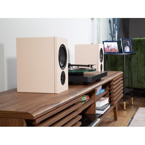 PSB Speakers PSB iQ2 Actieve Boekenplank Speakers met BluOs - Sandstone Beige (Paar)