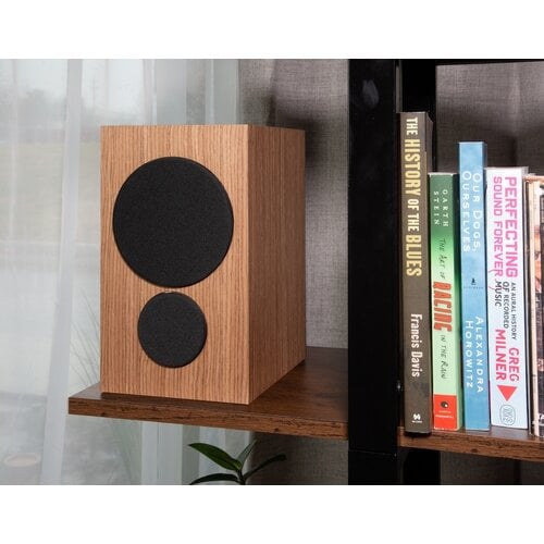 PSB Speakers PSB iQ2 Actieve Boekenplank Speakers met BluOs - Walnut Veneer (Paar) PSB Speakers PSB iQ2 Actieve Boekenplank Speakers met BluOs - Walnut Veneer (Paar)
