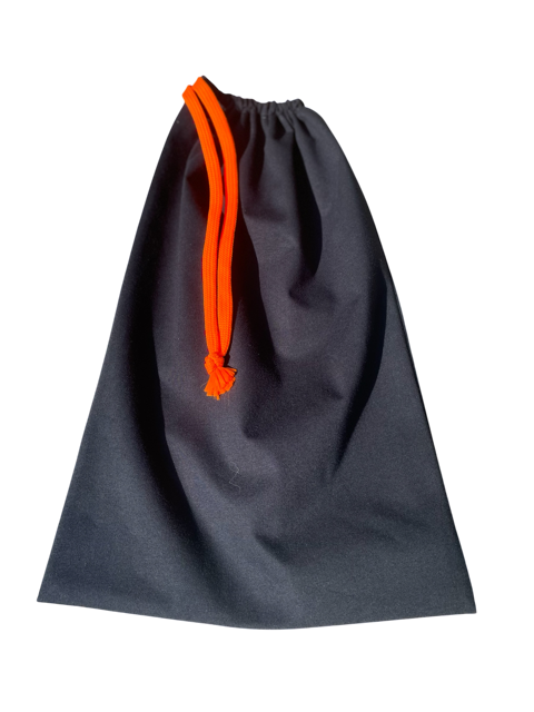 DryPee waterproof laundry bag