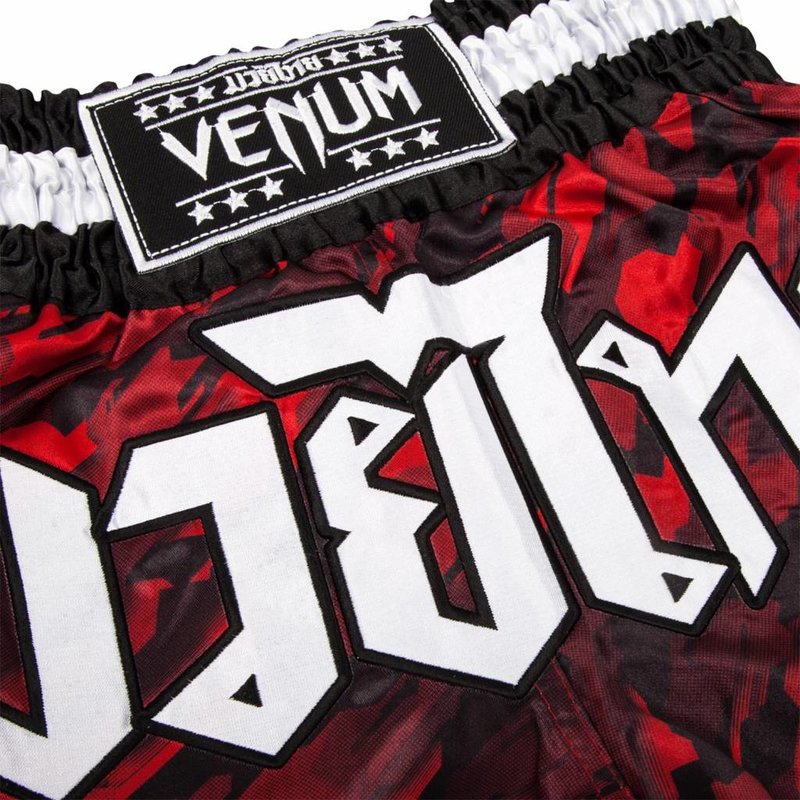 Venum - The Tecmo Muay Thai Shorts are now available worldwide. Enjoy the  Bangkok style! #venum #picoftheday #instacool #bangkok #muaythai  #muaythaishorts #venumgear #venumshorts #tecmo #antoinepinto #boxinggloves  #traininggear