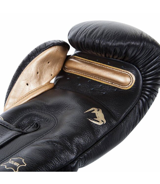 Venum Boxing Gloves Giant 3.0 Black Gold Venum Fight Gear