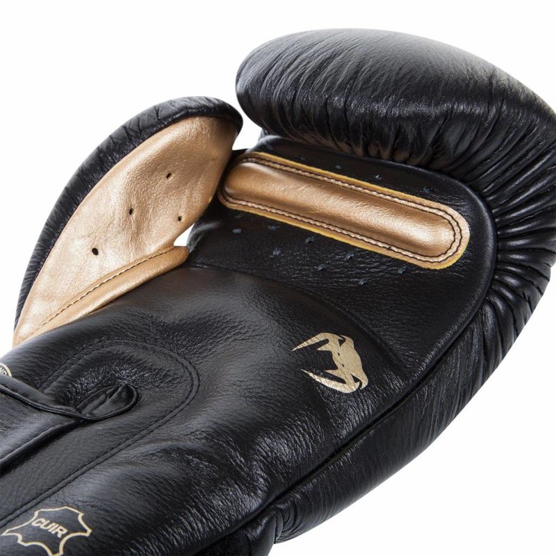 Venum Venum Bokshandschoenen Giant 3.0 Zwart Goud Venum Fight Gear