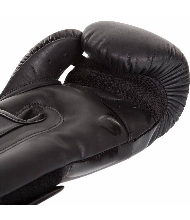 Venum Elite Boxing Gloves – Black/Black | For Boxing, Kickboxing & Muay Thai