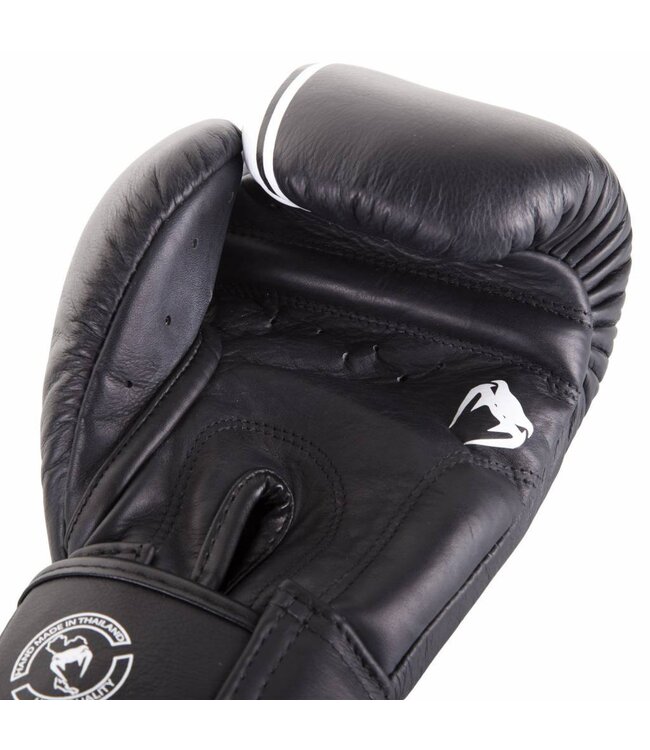Venum (Kick)Bokshandschoenen Bangkok Spirit Muay Thai Zwart