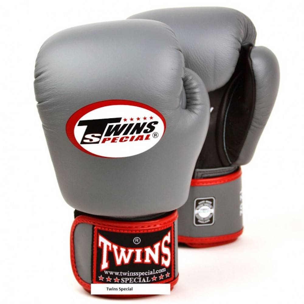 Twins gloves sale Clearance