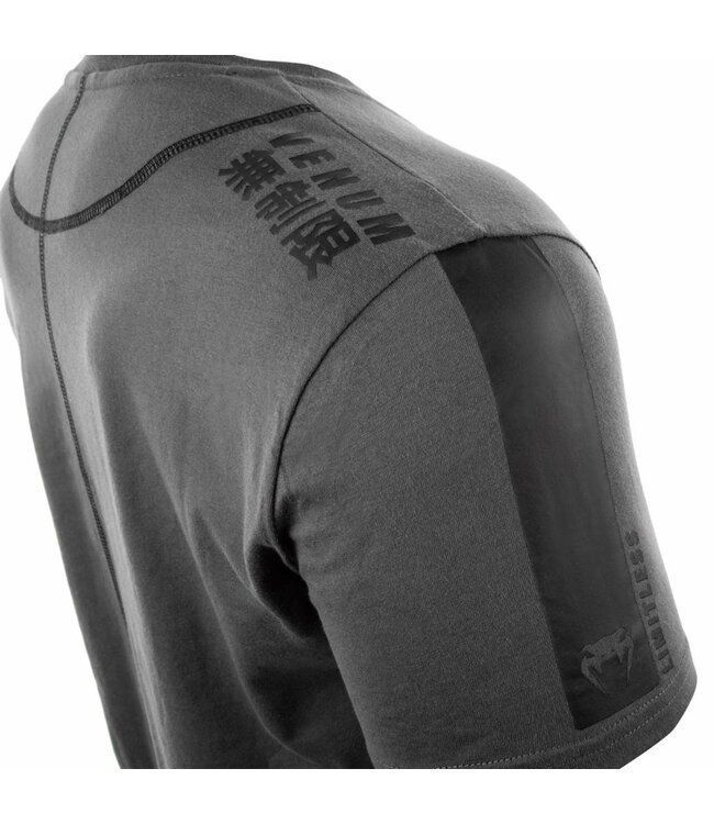 Venum Kleidung Limitless T Shirt Grau