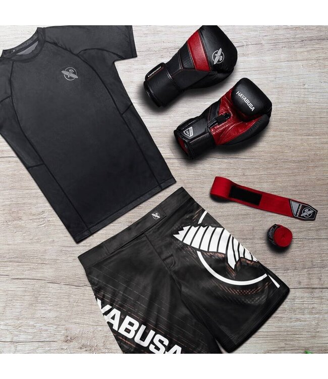 Hayabusa Chikara 4.0 Fight Shorts Black - MMA Store Europe