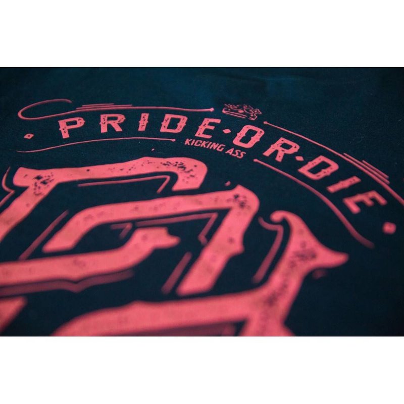 Pride or Die PRiDE or DiE Unrivaled T Shirts Zwart Rood