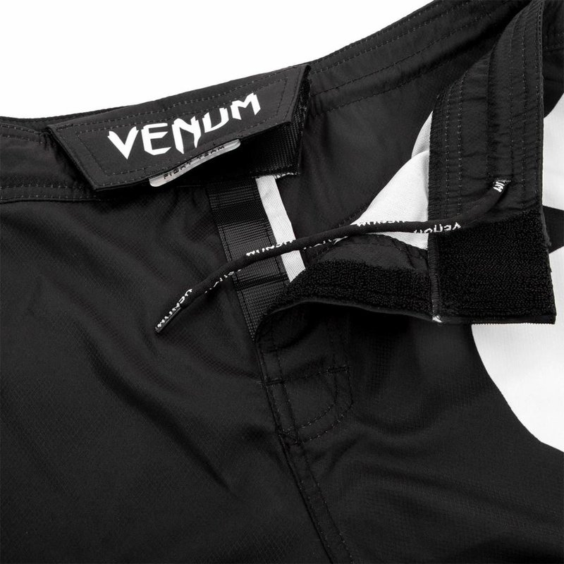 Venum Venum Light 3.0 MMA Fightshorts Black White