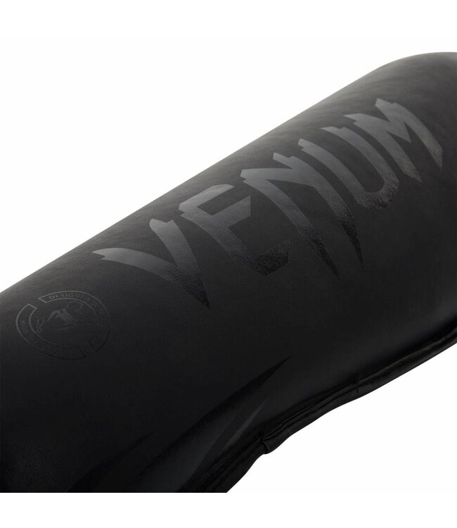 Venum Kickboks Scheenbeschermers Challenger Matte Black