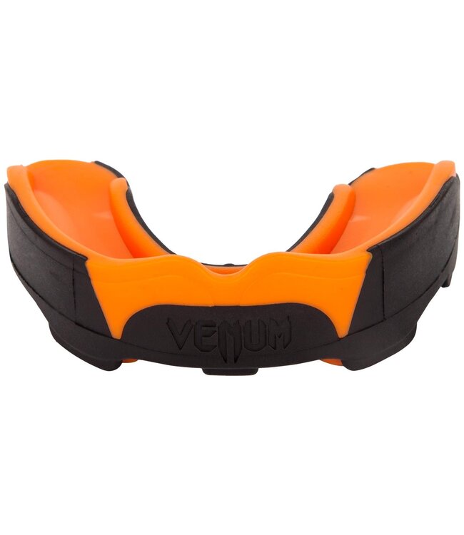 Venum Predator Mouth Guard – Mouthguard for Boxing, Kickboxing & MMA – Black Orange