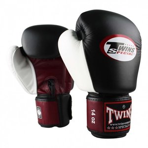 kickboxing gloves