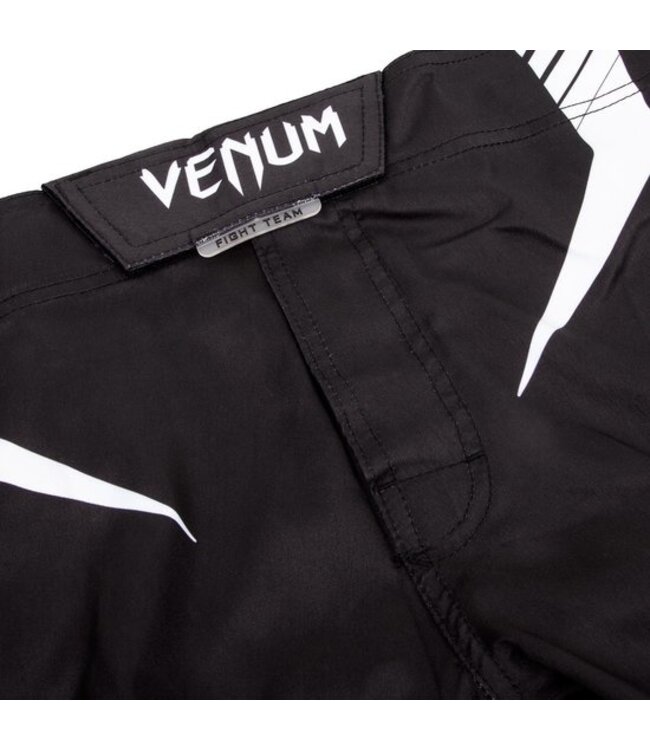 Venum Sharp 3.0 MMA Kampfshorts Schwarz Rot Venum Clothing