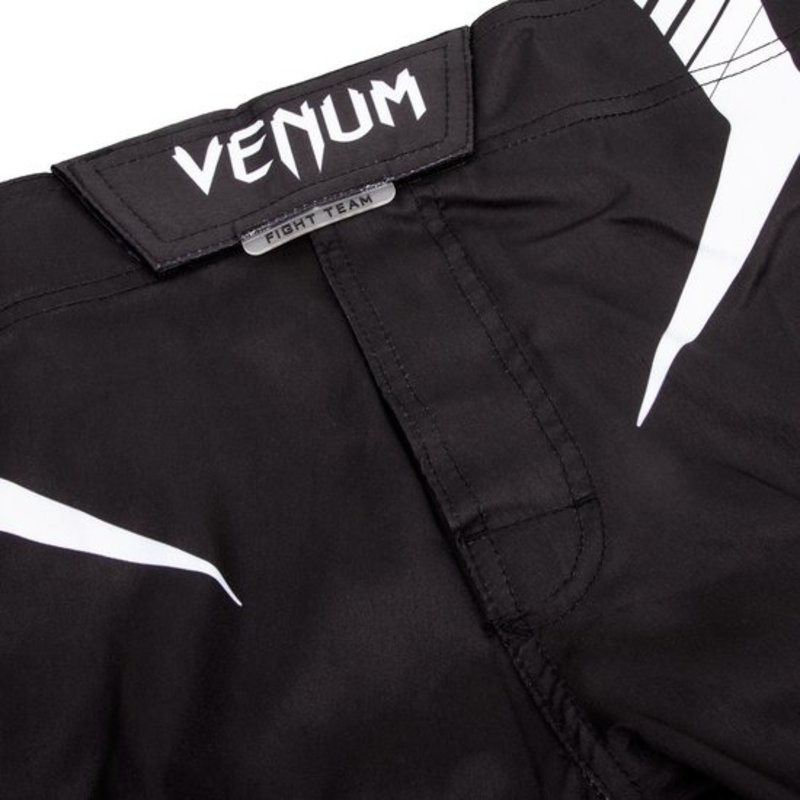 Venum Venum Sharp 3.0 MMA Kampfshorts Schwarz Rot Venum Clothing