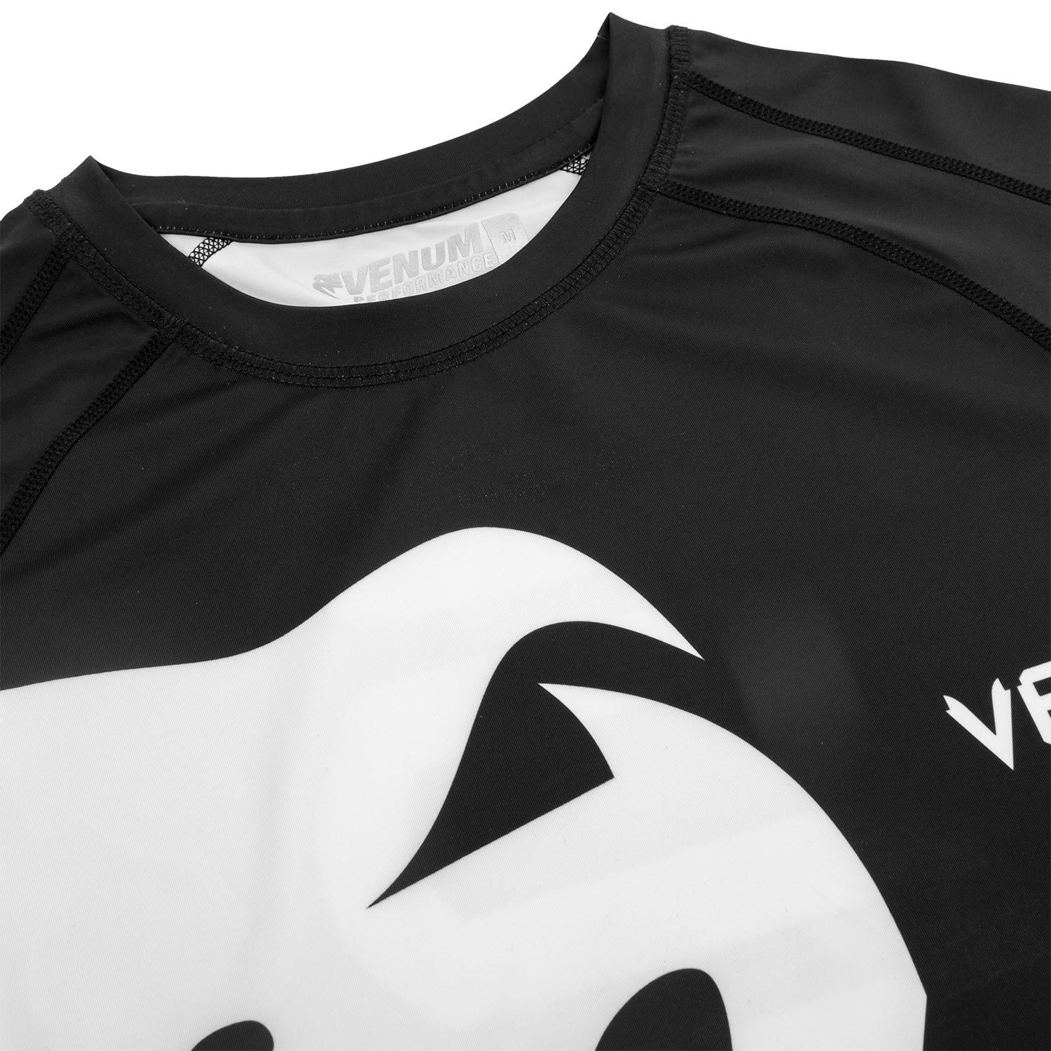 Black//White SIZE LARGE Venum Giant Long Sleeve MMA Rashguard
