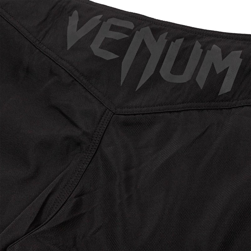 Venum Venum MMA Kleidung Fight Shorts Light 3.0 Schwarz Schwarz