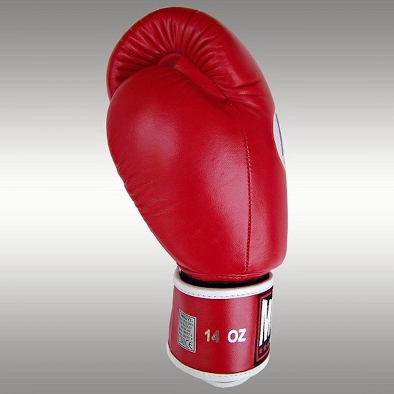 MUAY® MUAY Boxing Gloves Original Red Leather