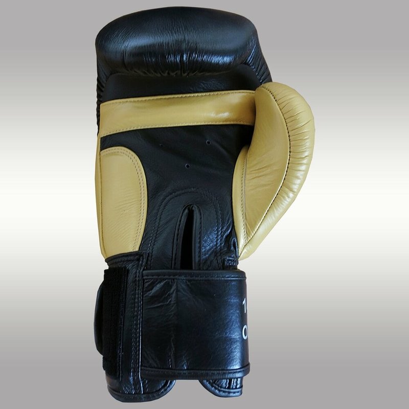 MUAY® MUAY Boxing Gloves Premium Black Gold Leather