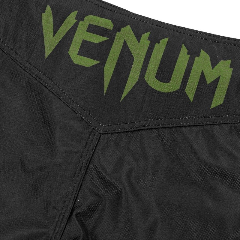 Venum Venum Fight Shorts Light 3.0 Zwart Groen Camo