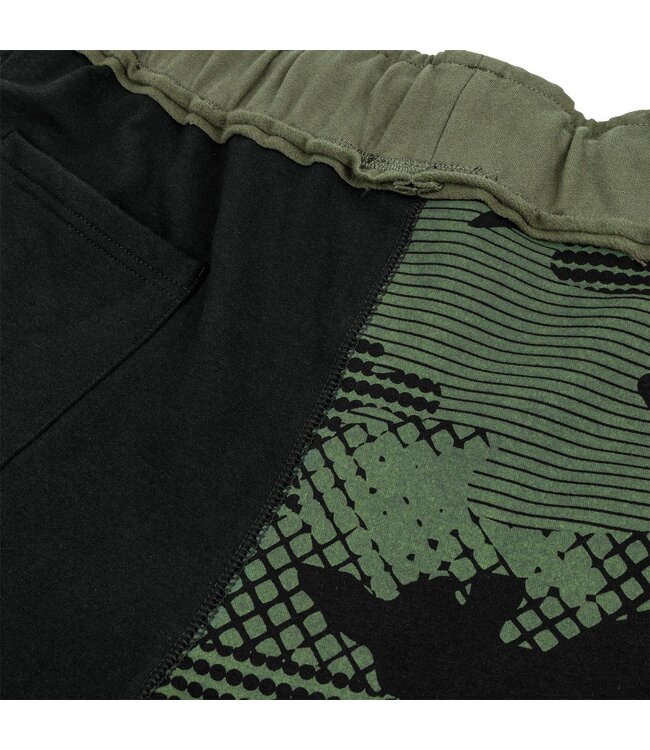 Venum Katoen Trainingsbroek Assault Zwart Camo Groen