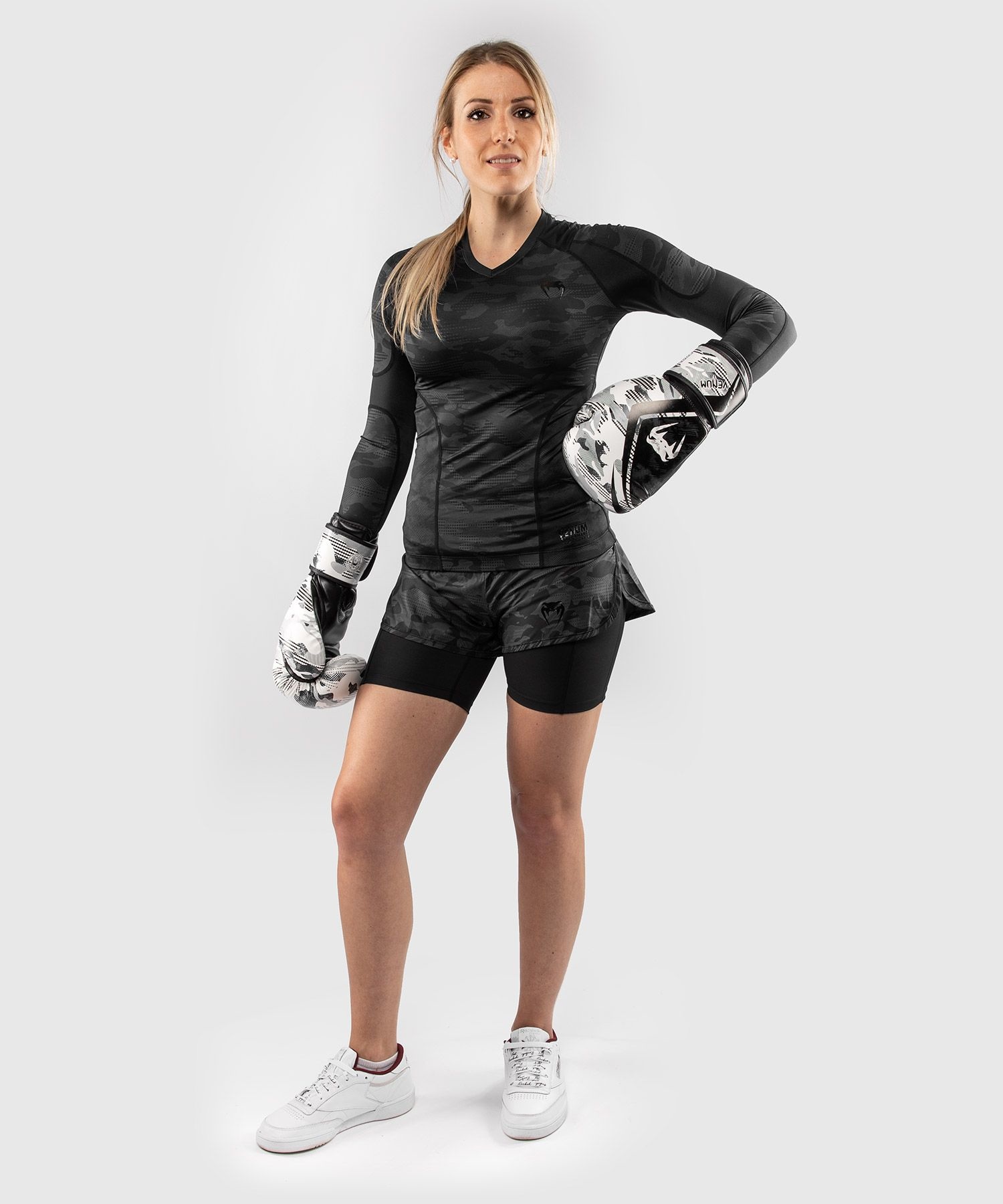 Venum Defender 2.0 Hybrid Compression Shorts Women - FIGHTWEAR SHOP EUROPE