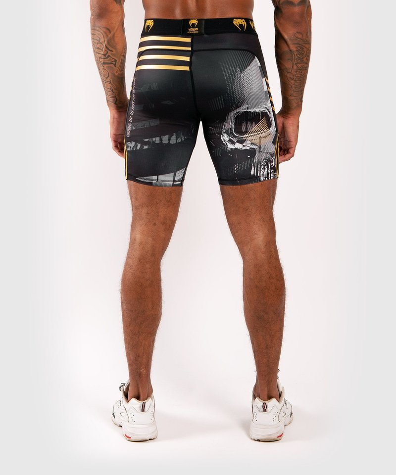 Venum Venum Skull Compression Shorts Schwarzes Gold