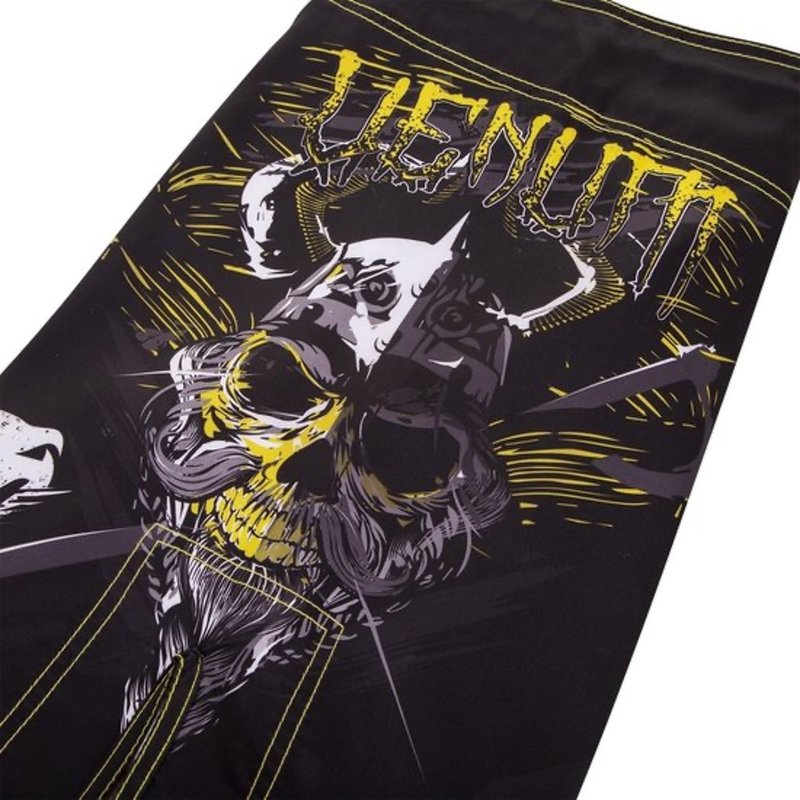 Venum Venum MMA Kleding Fightshorts Viking Zwart Geel