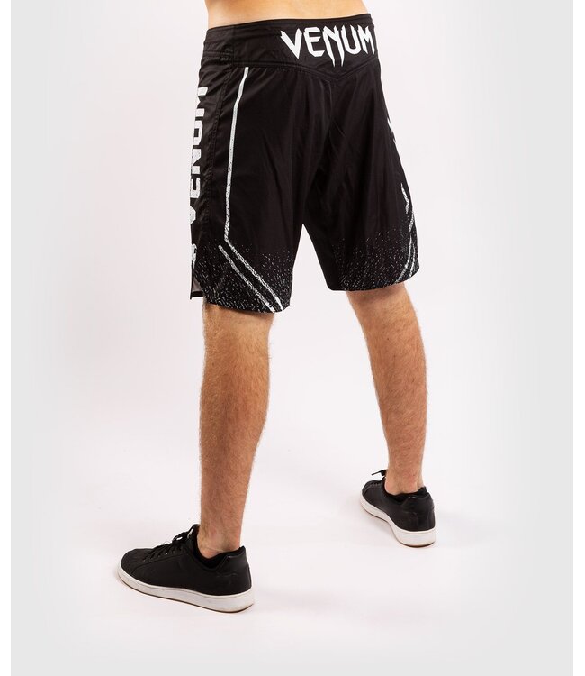 Venum SIGNATURE MMA Fightshorts Schwarz Weiss