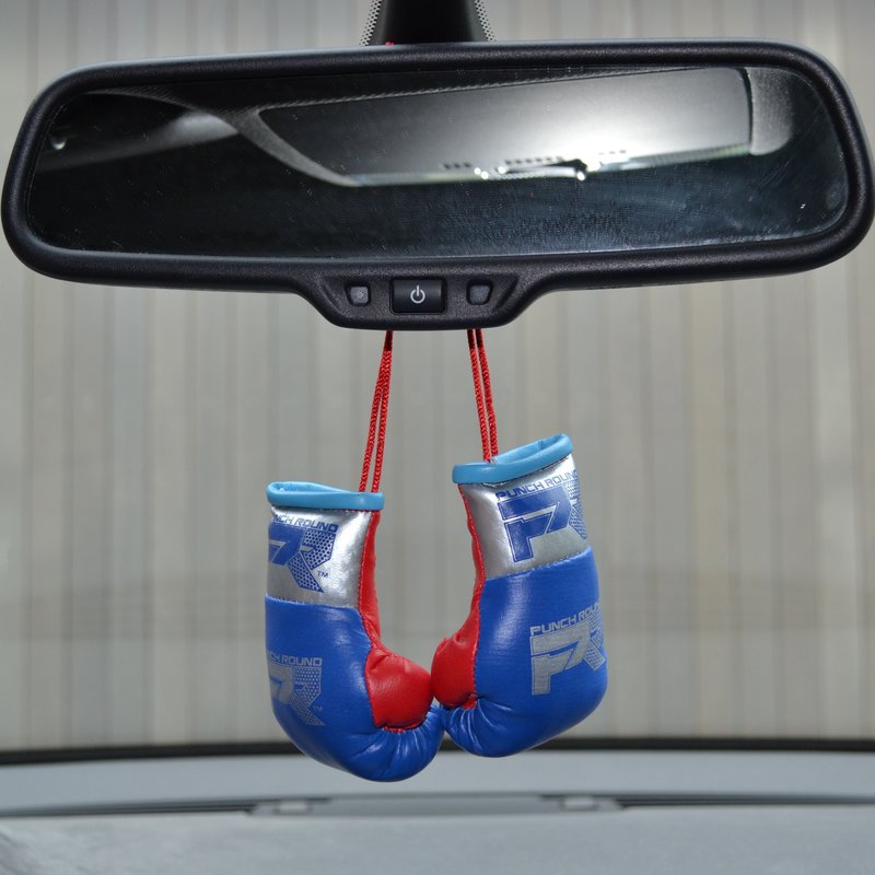 PunchR™  Punch Round Mini Carhanger Bokshandschoenen Blauw Zilver Rood