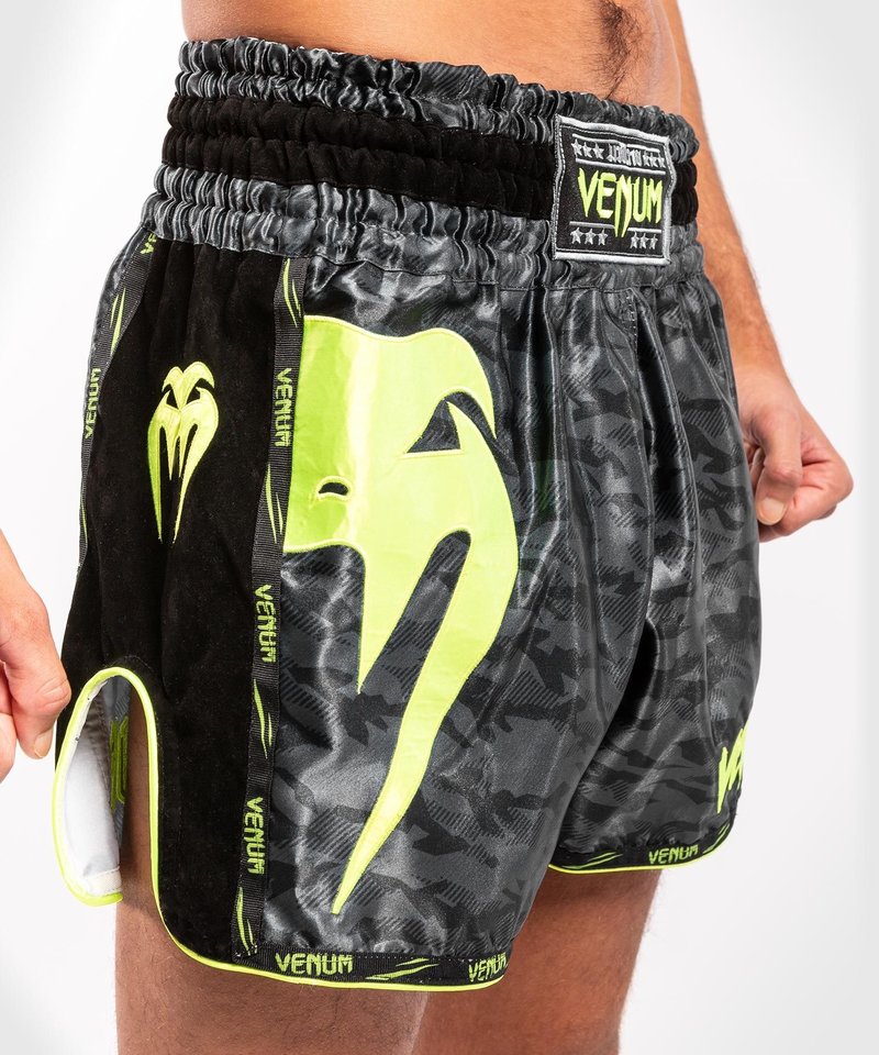 Venum Venum Giant Camo Muay Thai Kickboxing Shorts Black Yellow