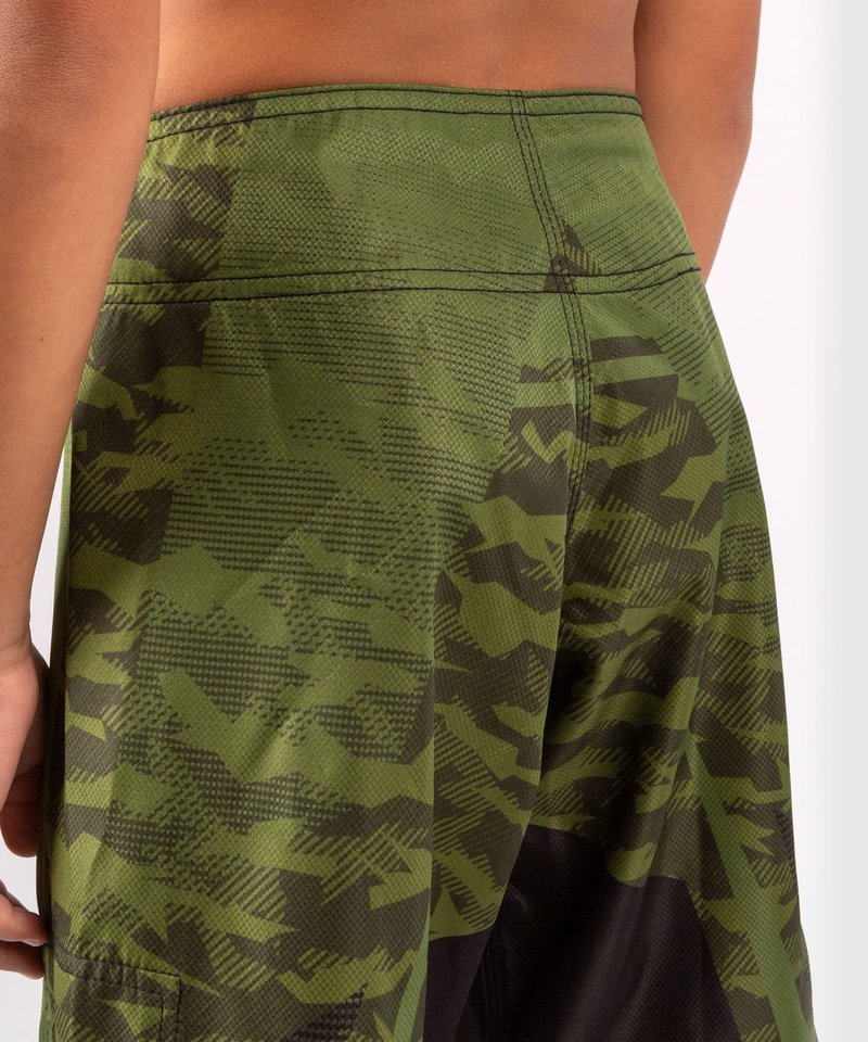 Venum Venum Trooper Kids Fightshorts Forest Camo Zwart