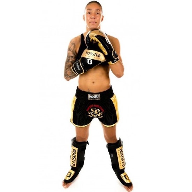 Booster Booster Muay Thai Short TBT Pro 4.4 Schwarz Gold Kickbox Höse