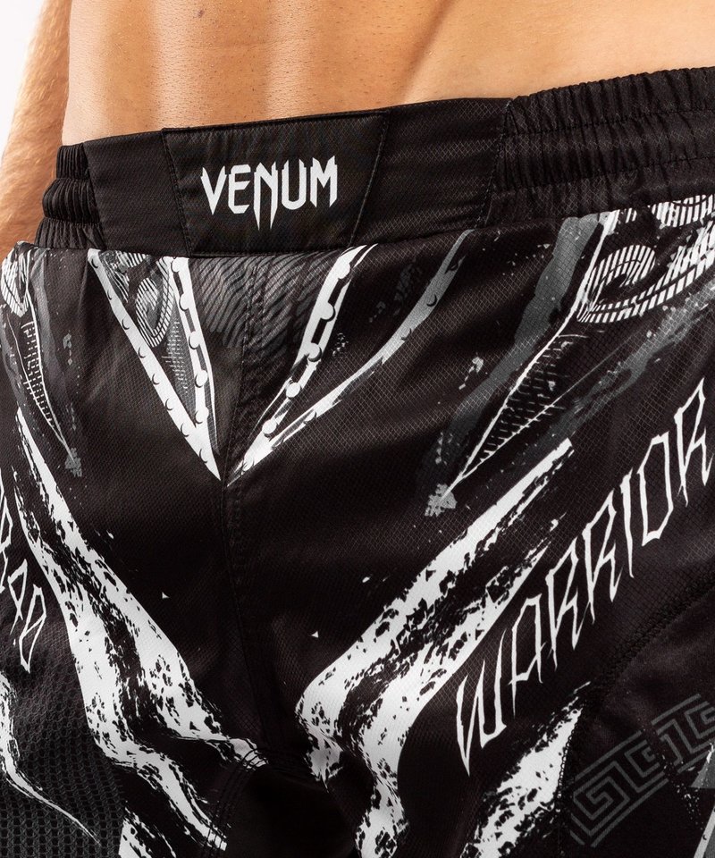 Venum Venum GLDTR 4.0 Fightshorts Zwart Wit