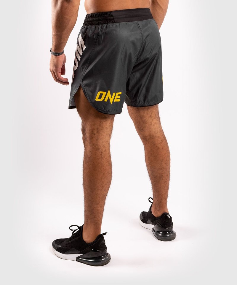 Venum Venum ONE FC Impact Fightshorts Grijs Geel