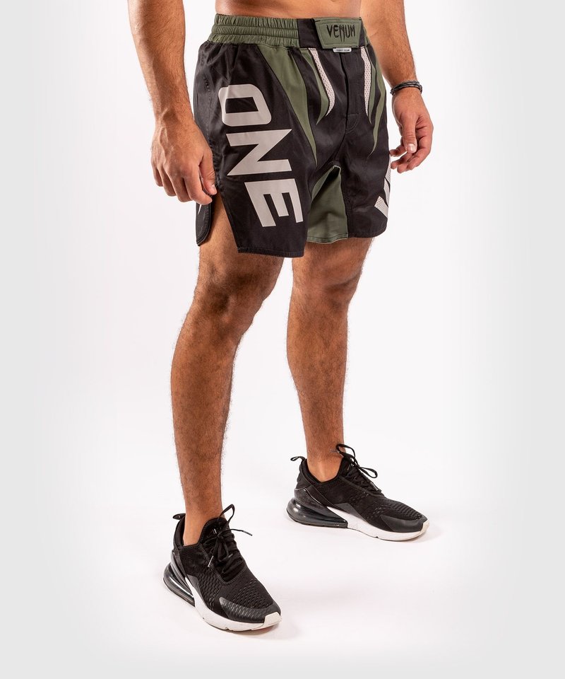 Venum Venum ONE FC Impact Fight Shorts Schwarz Khaki