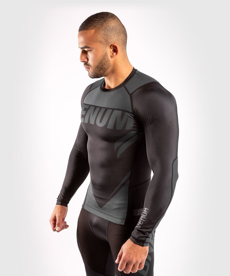 Venum Venum ONE FC Impact Rashguard L/A Schwarz Schwarz