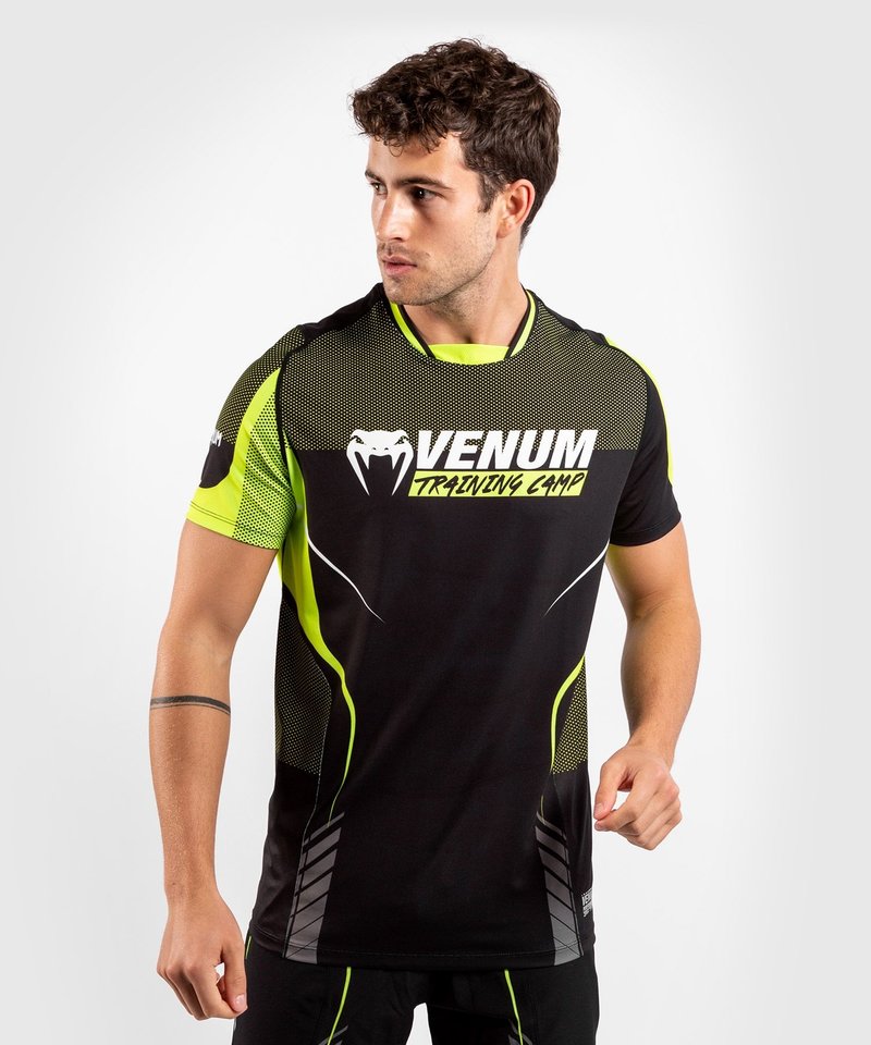 Venum Venum Training Camp 3.0 Dry Tech T-shirt Zwart Geel