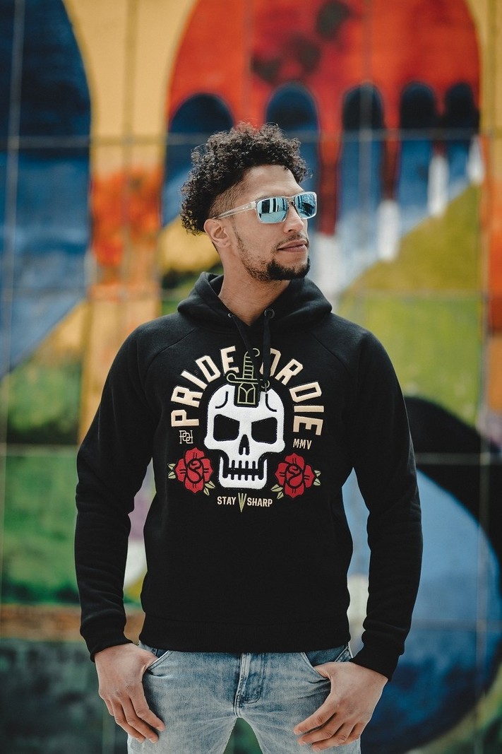 Pride or Die Pride or Die Hoody Sweater Stay Sharp Zwart