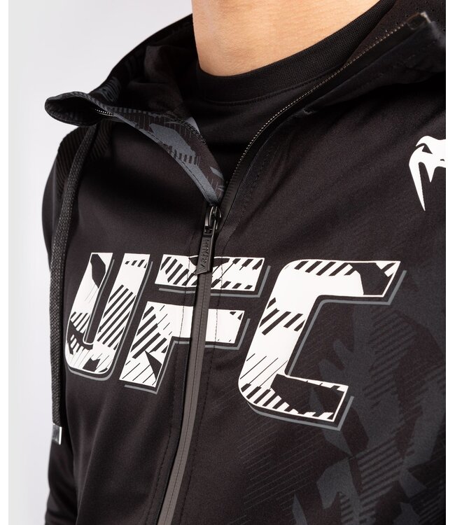UFC Venum Authentic Fight Week Hoodie met rits Zwart