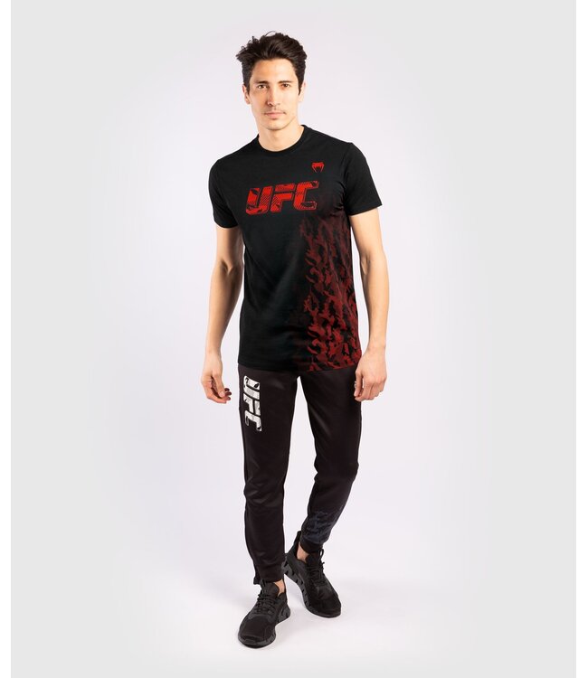 UFC Venum Authentic Fight Week K/A T-Shirt Schwarz Rot