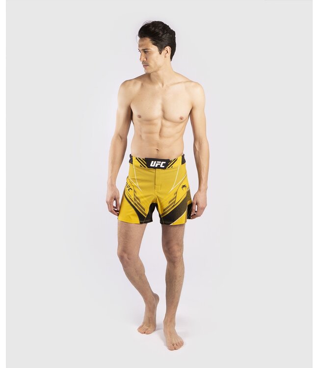 UFC x Venum Pro Line Herren Fightshorts Gelb