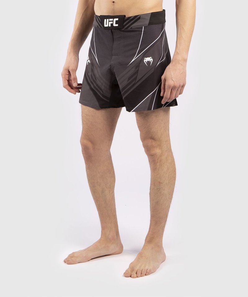 UFC | Venum UFC x Venum Pro Line Herren Fightshorts Schwarz